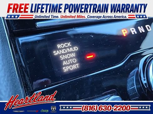 Used 2025 Jeep Grand Cherokee Summit AWD/4WD image 65