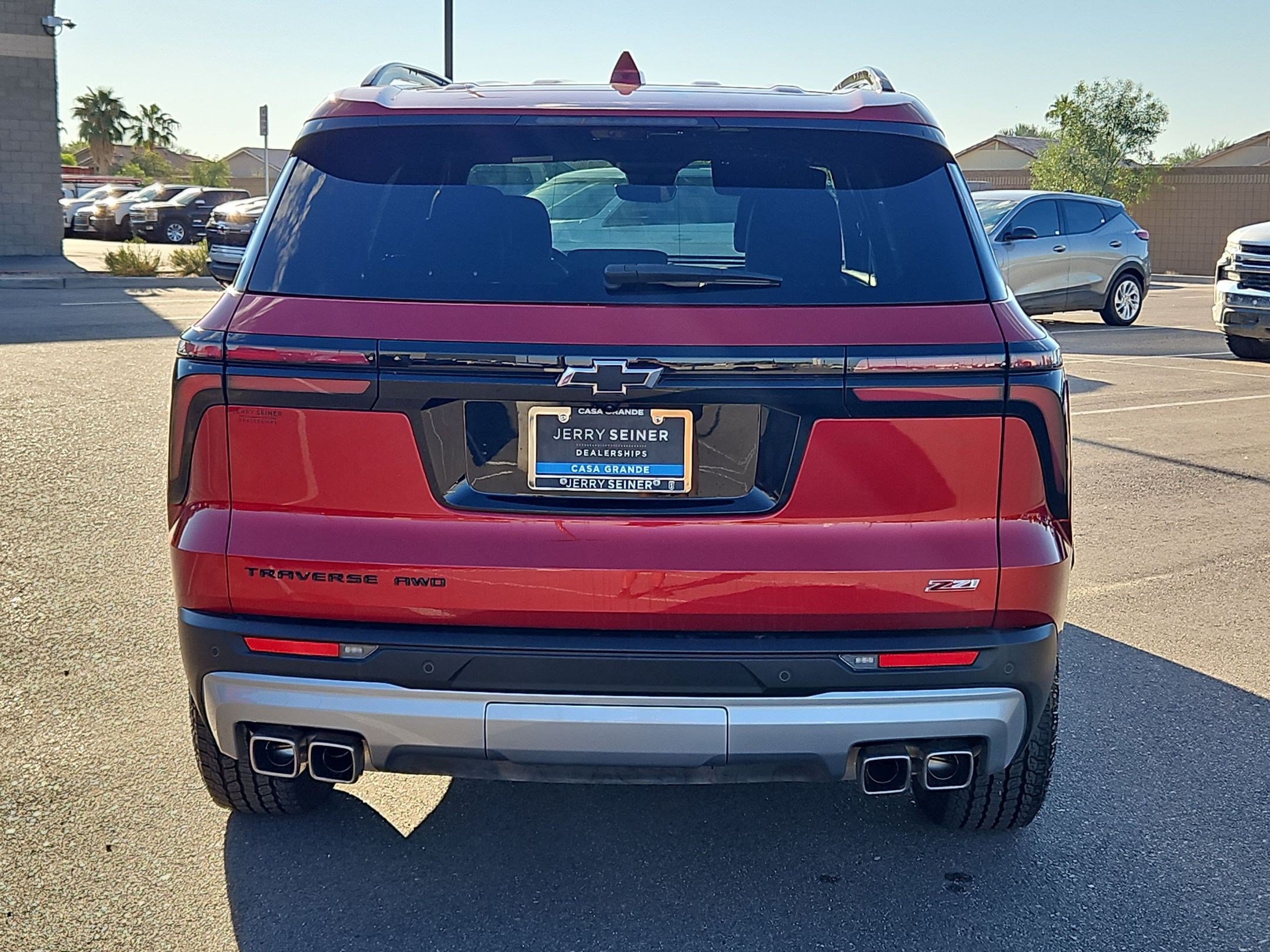 Used 2024 Chevrolet Traverse Z71 w/ Enhanced Driving Package AWD/4WD image 4