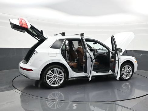 Used 2020 Audi Q5 2.0T Premium Plus AWD/4WD image 36