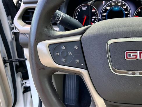 Used 2019 GMC Acadia Denali w/ Technology Package AWD/4WD image 23