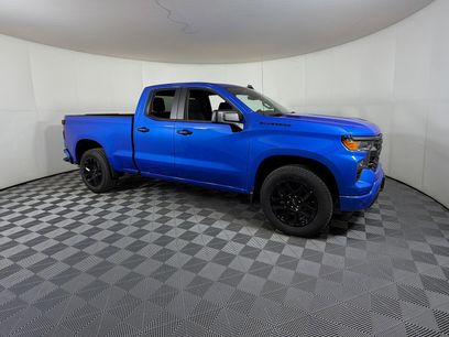 New 2026 Chevrolet Silverado 1500 Custom w/ LPO, Dark Essentials Package