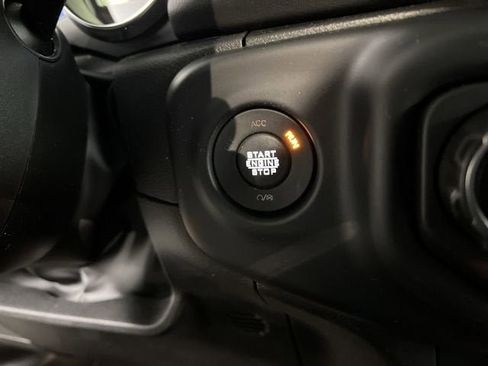 Used 2023 Jeep Wrangler Sahara w/ Cold Weather Group image 17