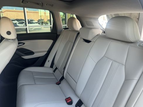 Used 2025 Audi Q6 e-tron Premium w/ Convenience Package RWD image 28