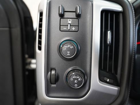 Used 2018 GMC Sierra 1500 SLT AWD/4WD image 23