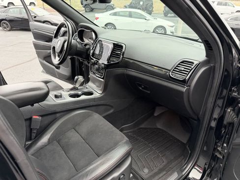 Used 2020 Jeep Grand Cherokee Trailhawk image 49