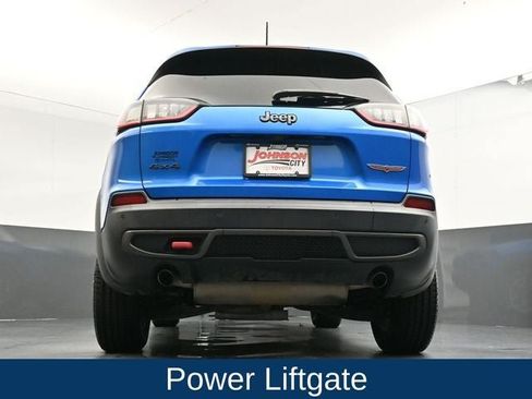 Used 2019 Jeep Cherokee Trailhawk w/ Comfort/Convenience Group AWD/4WD image 26