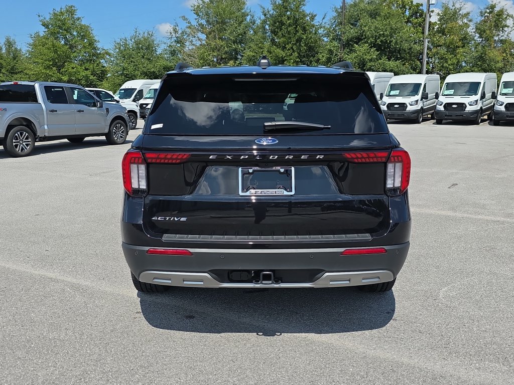 New 2026 Ford Explorer Active w/ Active Comfort Package RWD image 6