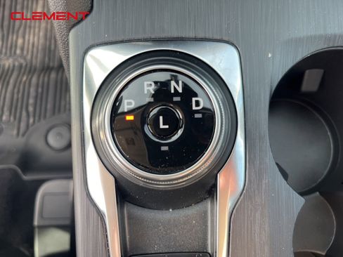 New 2024 Ford Escape SE w/ PHEV Premium Package image 14