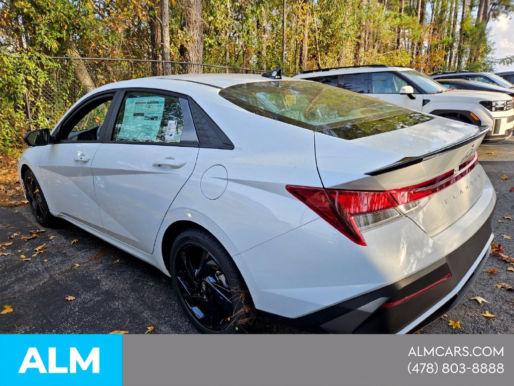 Used 2026 Hyundai Elantra Sport FWD image 4