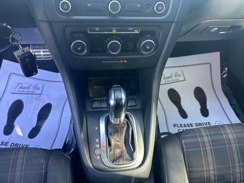 Used 2012 Volkswagen GTI 4-Door image 14