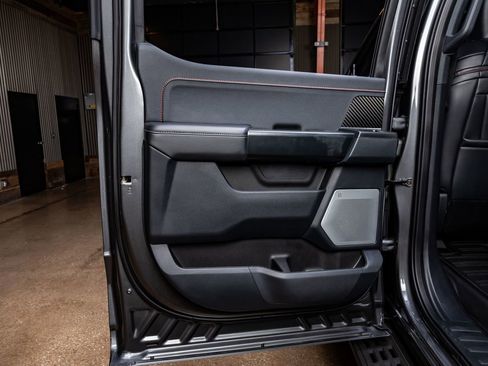 Used 2025 Ford F150 Raptor image 38