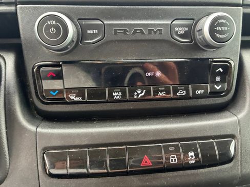 Used 2023 RAM ProMaster 3500 FWD image 11