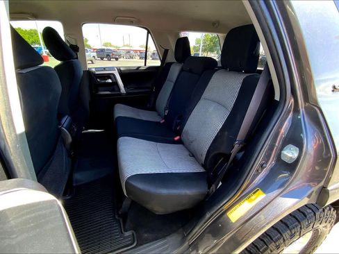 Used 2015 Toyota 4Runner SR5 AWD/4WD image 20