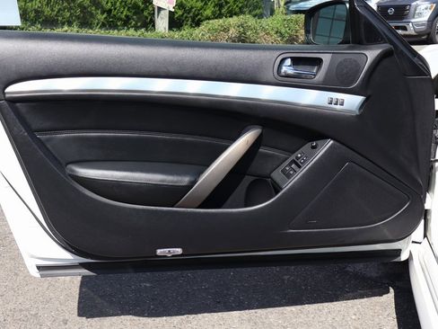 Used 2015 INFINITI Q60 Sport Limited image 14