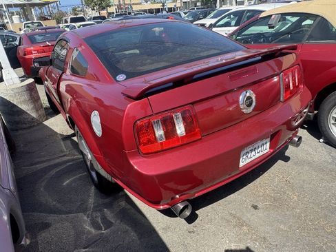 Used 2006 Ford Mustang GT Premium RWD image 4