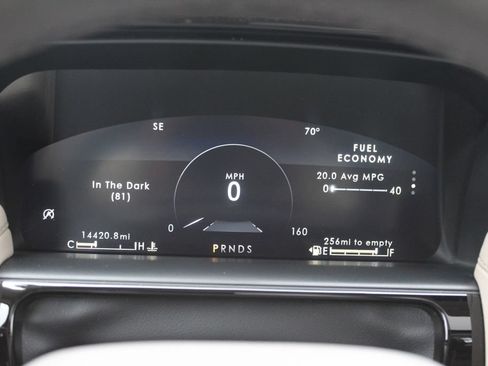 Used 2023 Lincoln Nautilus Reserve FWD image 13