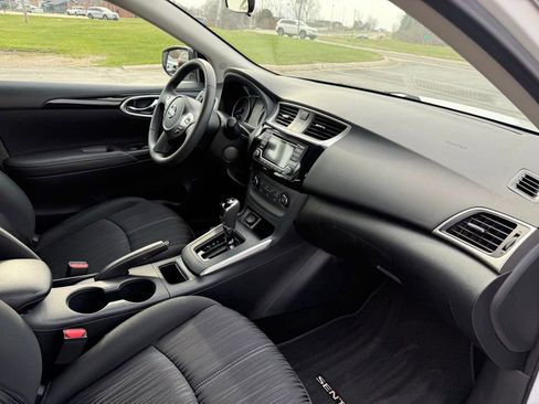 Used 2017 Nissan Sentra SV image 13