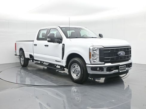 New 2026 Ford F350 XL w/ XL Chrome Package image 56