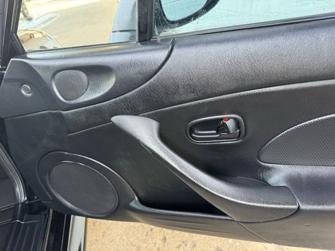 Used 2002 MAZDA MX-5 Miata 2dr Conv Cloth Auto image 24