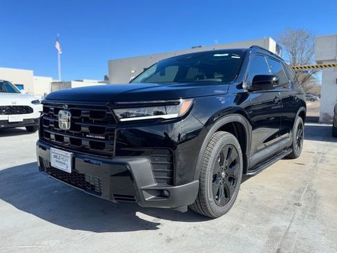 New 2026 Honda Pilot Black Edition image 2
