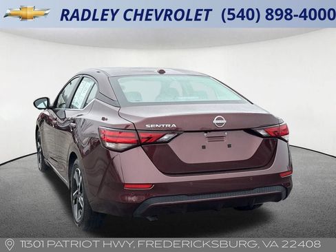 Used 2025 Nissan Sentra SV image 17