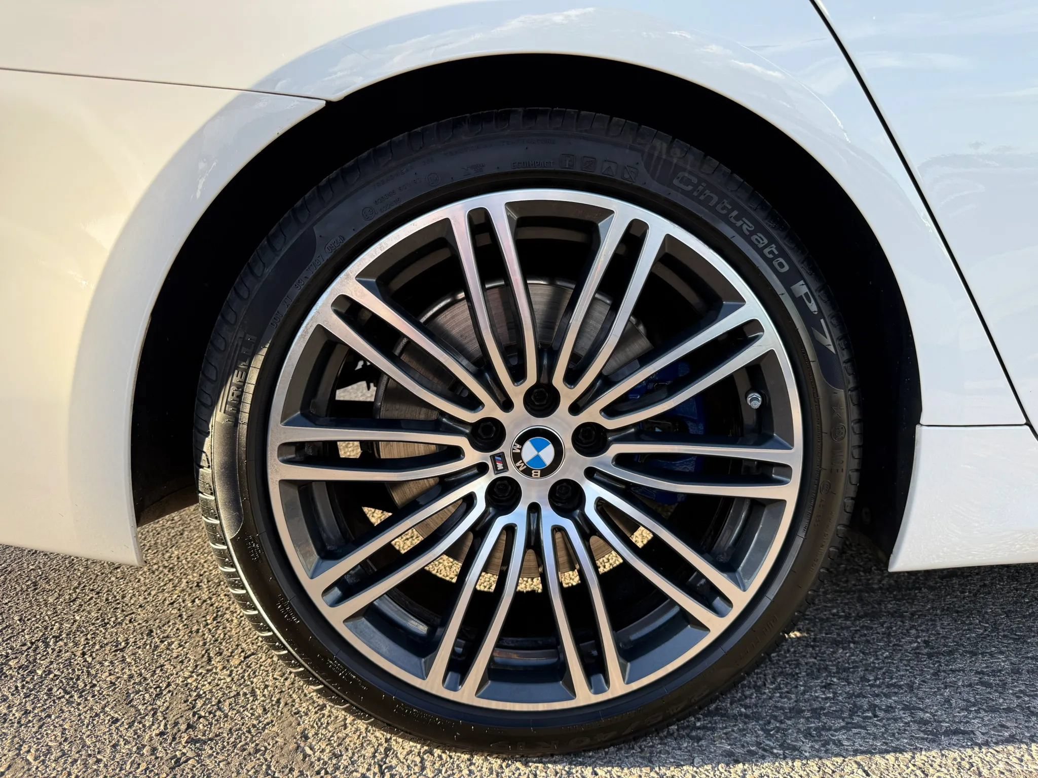 Used 2017 BMW 530i RWD image 8