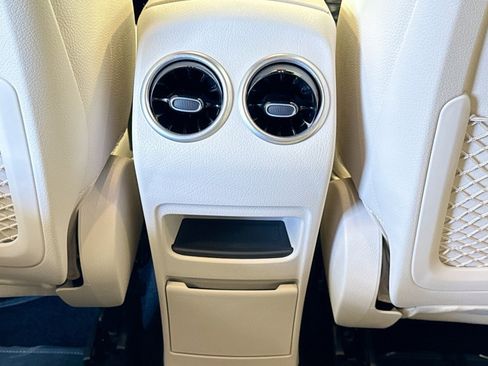 Certified 2025 Mercedes-Benz GLA 250 image 23