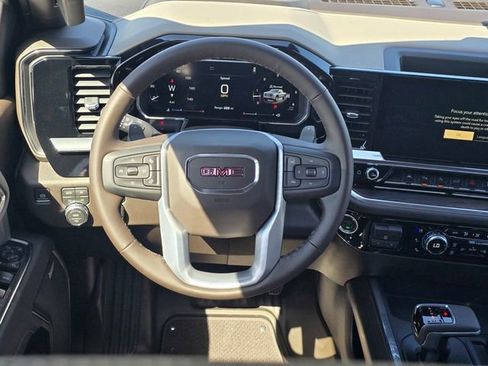 New 2026 GMC Sierra 1500 SLT image 13