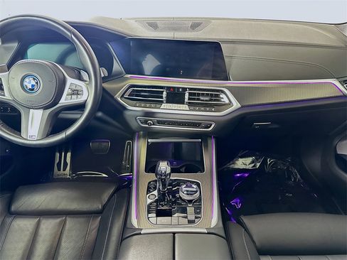 Used 2022 BMW X5 xDrive45e w/ M Sport Package image 18