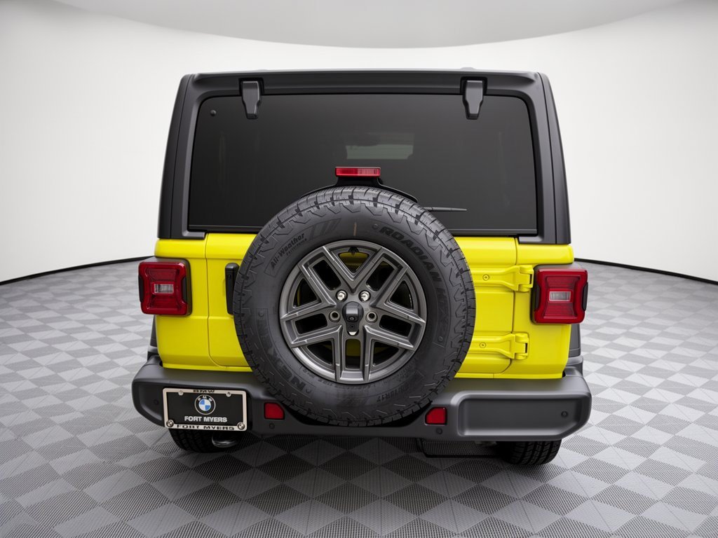 Used 2024 Jeep Wrangler Unlimited Sport AWD/4WD image 11