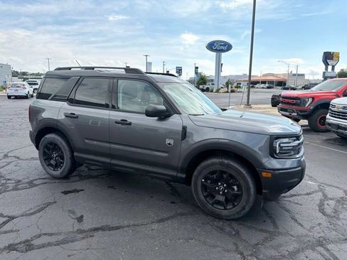 Used 2025 Ford Bronco Sport Big Bend w/ Convenience Package AWD/4WD image 2