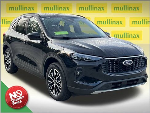 New 2025 Ford Escape SE w/ PHEV Premium Package FWD image 1