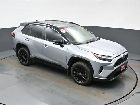 Used 2023 Toyota RAV4 XSE w/ XSE Grade Weather Package AWD/4WD image 35