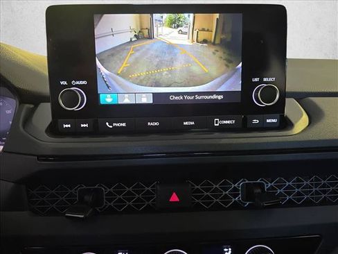 Used 2023 Honda Accord LX image 25