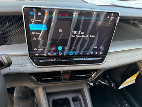 New 2026 Volkswagen Tiguan S image 21