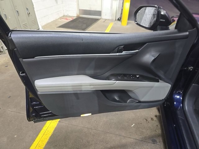 Used 2021 Toyota Camry XLE AWD/4WD image 14