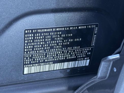 New 2026 Volkswagen Tiguan SE R-Line image 17