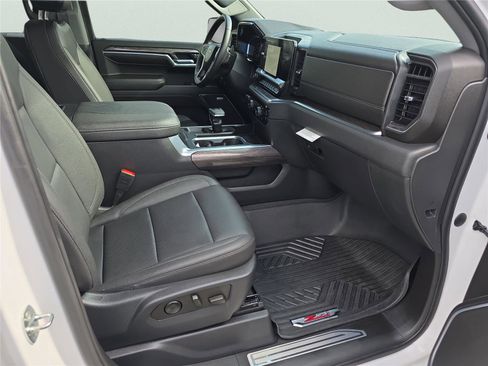 Used 2023 Chevrolet Silverado 1500 LTZ image 35