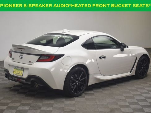 Used 2025 Toyota GR86 Premium w/ ALL Weather Mat Package (TMS) RWD image 8
