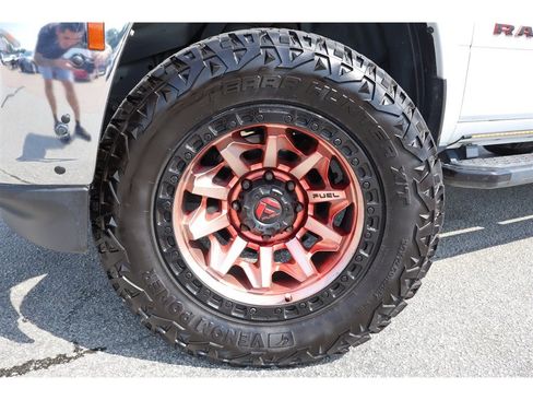 Used 2019 RAM 2500 Big Horn AWD/4WD image 13