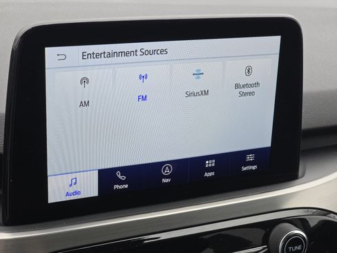 Used 2022 Ford Escape Titanium image 9