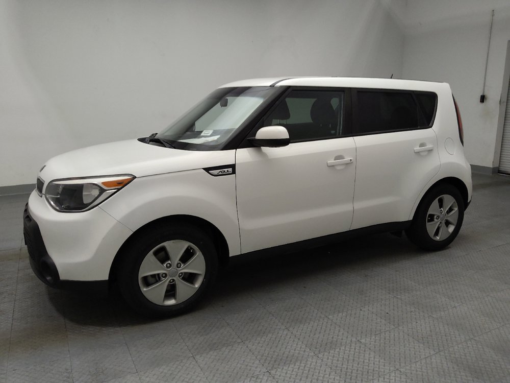 Used 2016 Kia Soul FWD image 2