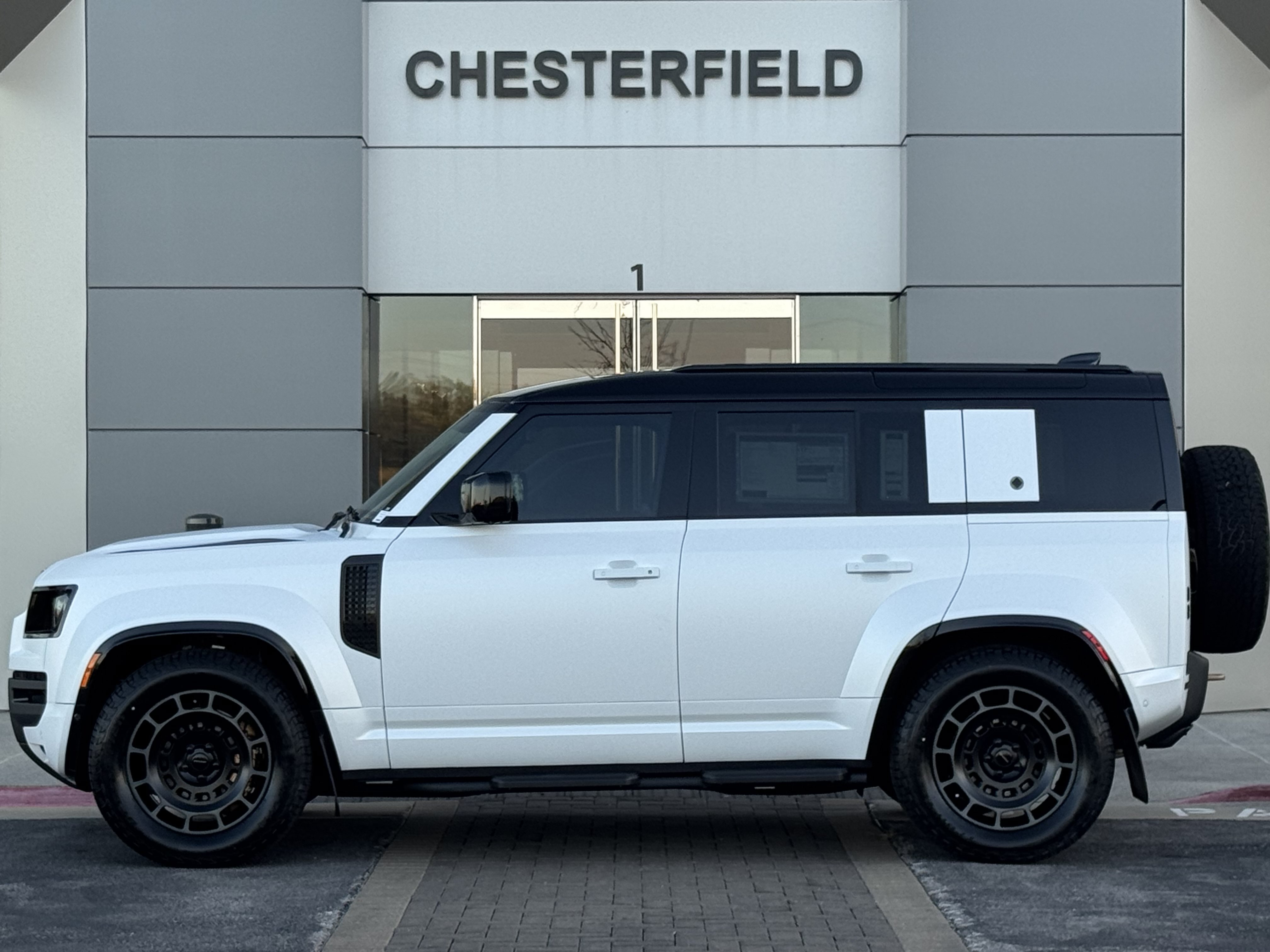New 2026 Land Rover Defender 110 OCTA AWD/4WD image 6