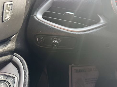 Used 2022 Chevrolet Malibu RS image 29