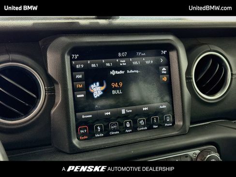 Used 2018 Jeep Wrangler Unlimited Sahara AWD/4WD image 8