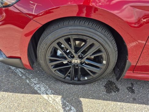 Used 2025 Toyota Camry SE w/ Multimedia Upgrade Package image 24