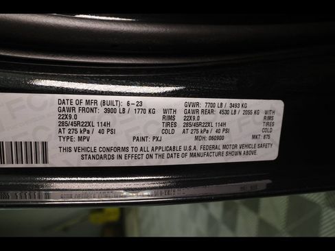 Used 2023 Jeep Grand Wagoneer Series III w/ Quick Order Packagew 28T AWD/4WD image 41