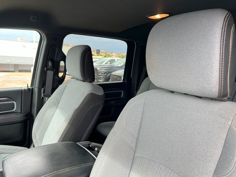 Used 2024 RAM 2500 Big Horn w/ Off Road Package AWD/4WD image 17