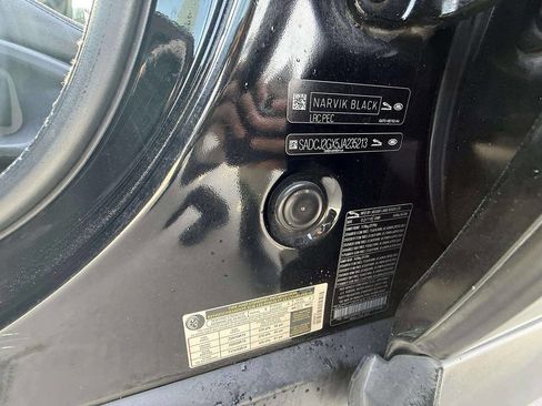 Used 2018 Jaguar F-PACE Premium image 21