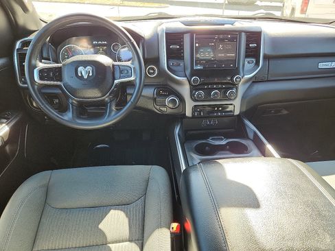 Used 2024 RAM 1500 Lone Star image 9